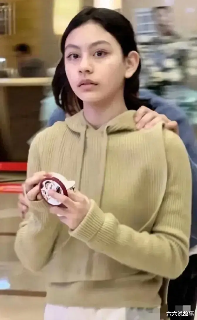 刘烨的混血女儿都长这么大了啊!网友: 这不就是翻版刘烨吗?