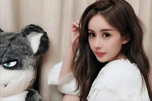 拒4000万分手费,“母凭子贵”获9亿,王思聪惊呼她才是顶级玩家