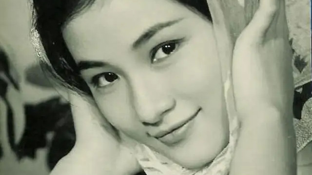 郑佩佩离世：17岁成名，巅峰退圈，怀孕8次流产4次，最终东山再起