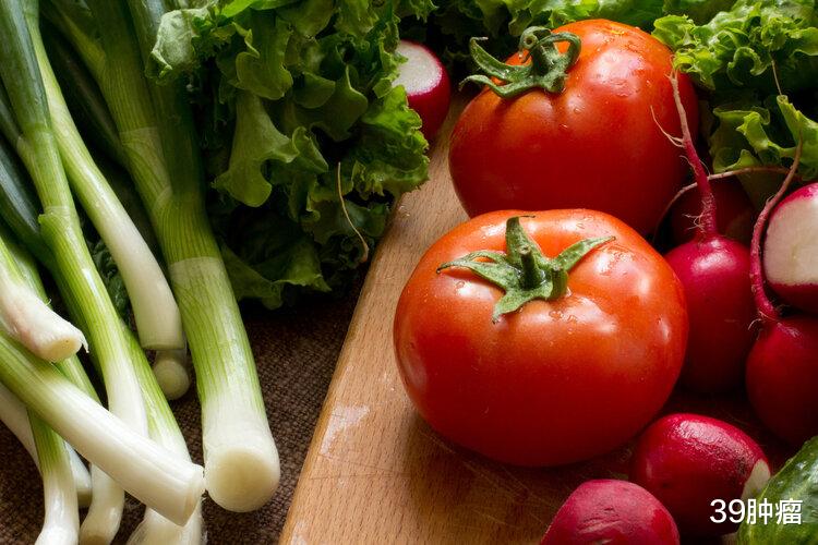 “甲醛大户”被揪出，3种蔬菜含有甲醛，有毒还致癌？告诉你真相