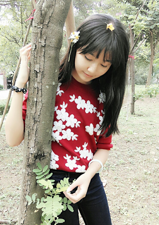 童星高君雨：八岁成名，14岁遭遇网暴，如今23岁患上罕见脑瘤