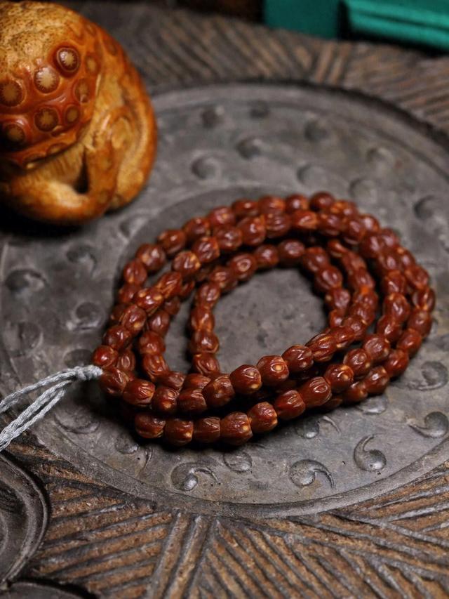 热振百香籽纹路大比拼:哪种纹路才是文玩界的“真香”选择?