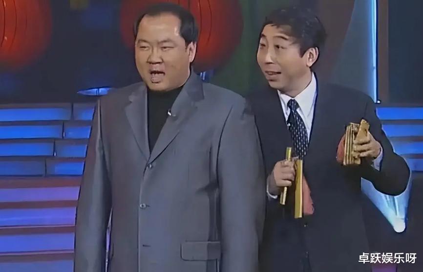 超20次登春晚,因一句话被索赔1亿,56岁单身无儿无女的他去哪了