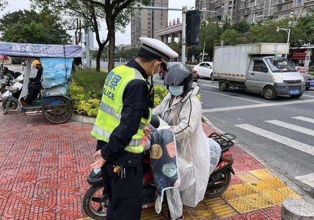 2025年1月起，电动车、摩托车“3禁”“7查”“10罚”执行！