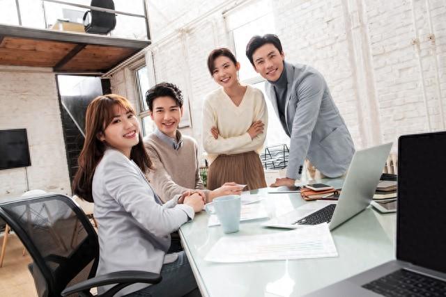 准备离职了,要不要请领导和同事吃饭,就看这3点