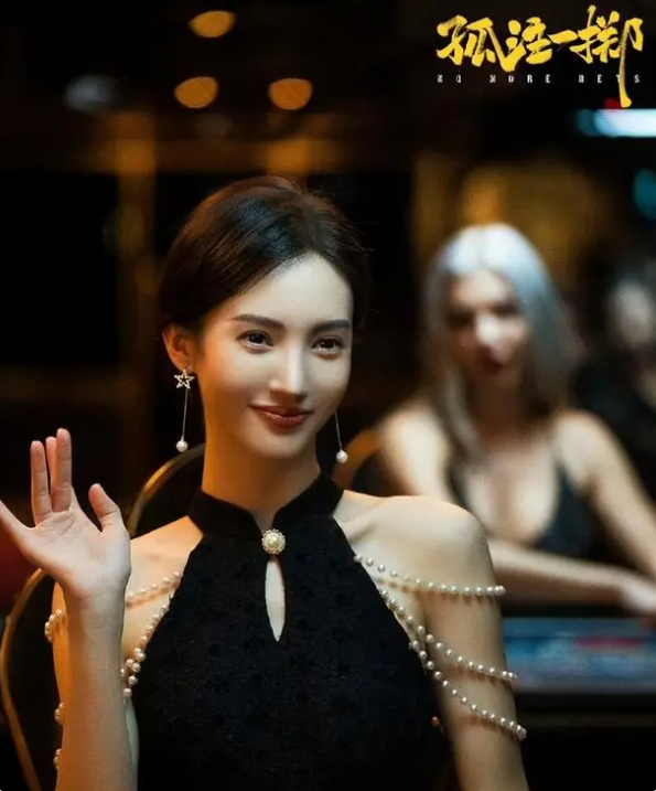 抗战剧中的整容脸，假鼻梁，尖下巴，锥子脸，是准备吓退鬼子吗