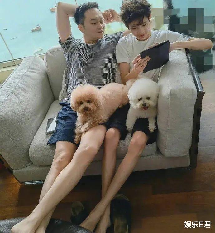 袁咏仪晒照庆祝53岁生日，张智霖邱淑贞P变形，儿子张慕童被打码