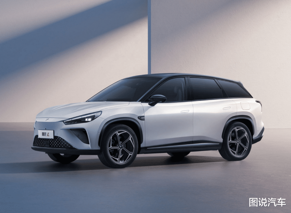 当增程车纯电续航超过400公里，油箱缩小到30升