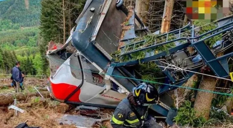 韩红儿子张婕:选秀现场一跪成名,意外揭开韩红“诈捐”真相