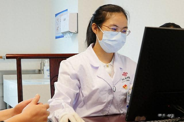 失眠，送你一方，专除热邪，告别失眠，睡足8小时！