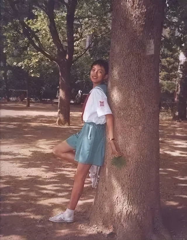 春晚|怀孕6月上春晚,艳压奚梦瑶,拒嫁30亿豪门:她才是人生赢家!