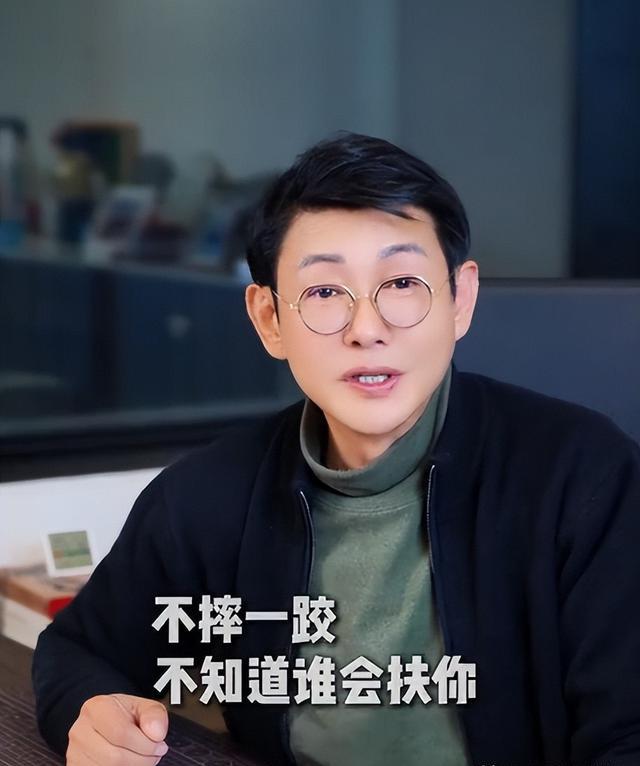 和董卿同居6年分手,被骂“央视败类”的程前,为何能东山再起?