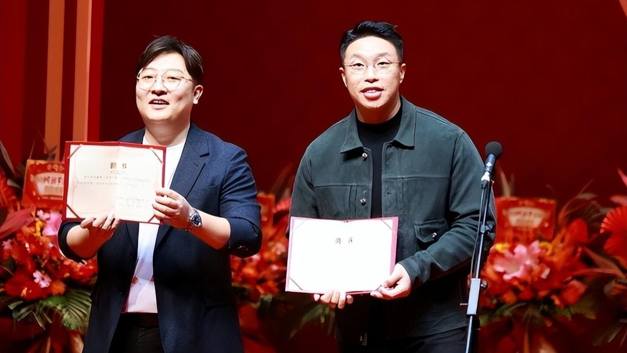 德云社人事大变动！郭德纲徒弟烧饼担任副总，搭档曹鹤阳兼祧两职