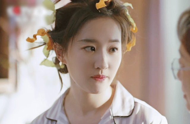 同样是和林更新演夫妻,把刘亦菲和赵丽颖放一起看,差距一目了然