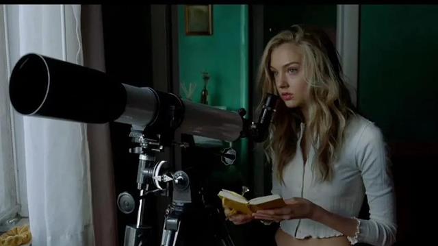 德国高颜值00后女神——莉莉·库拉格星级演出首秀