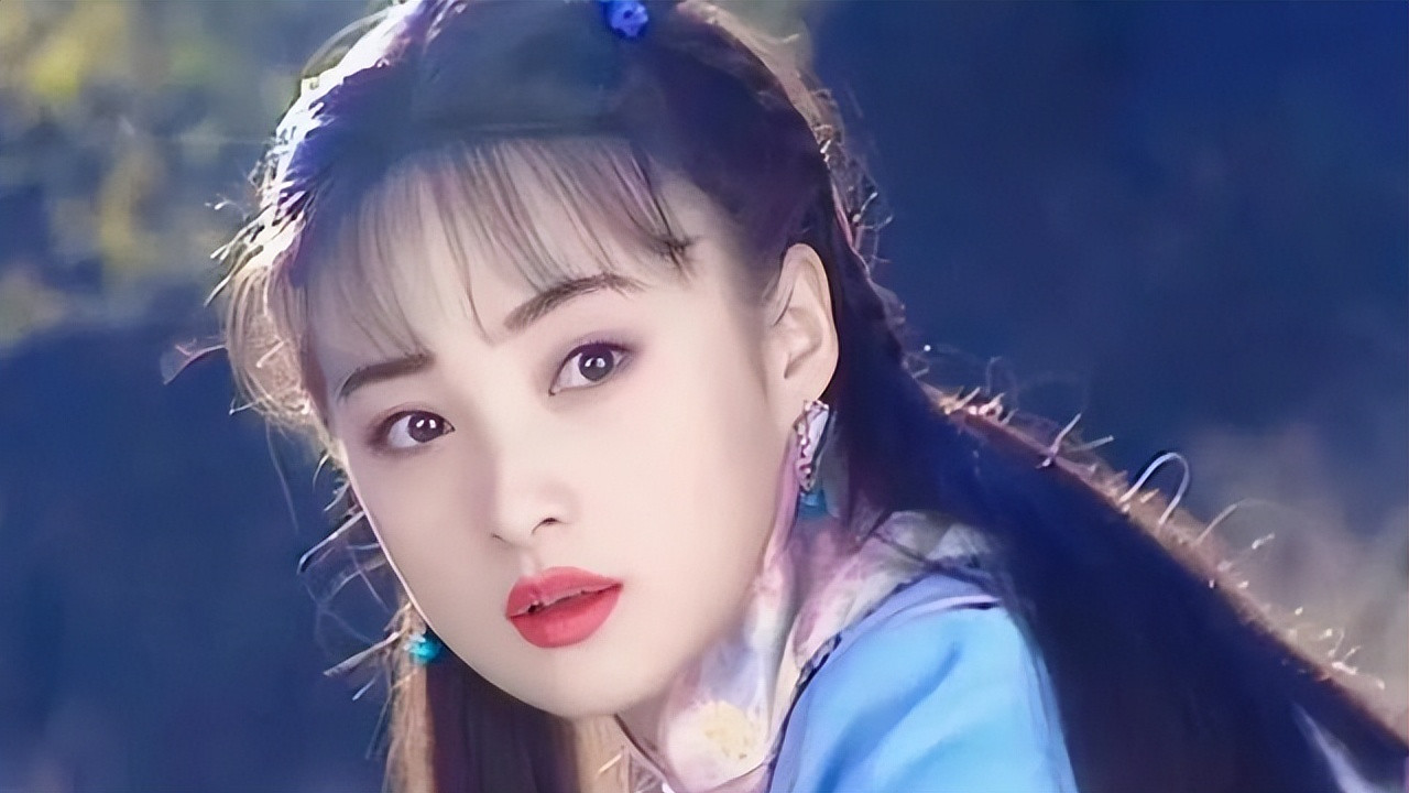 娱乐圈最干净的4位女明星，不傍富豪、不整容，个个清白干净