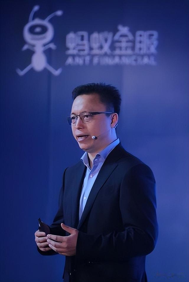 十万恶评,从马爸爸到吸血鬼,马云的名声是如何崩塌的?