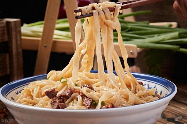 “面条五不吃,吃了人难安”,是哪5种面条?喜欢吃面条的要留意