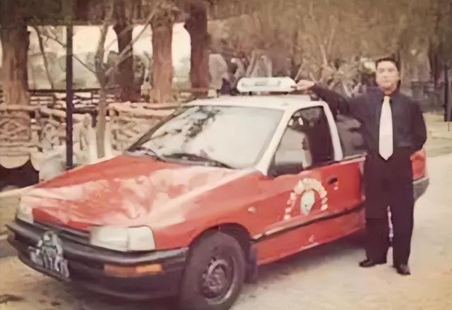 德国著名女星嫁北京出租车司机,含泪生下2个混血儿子现状如何