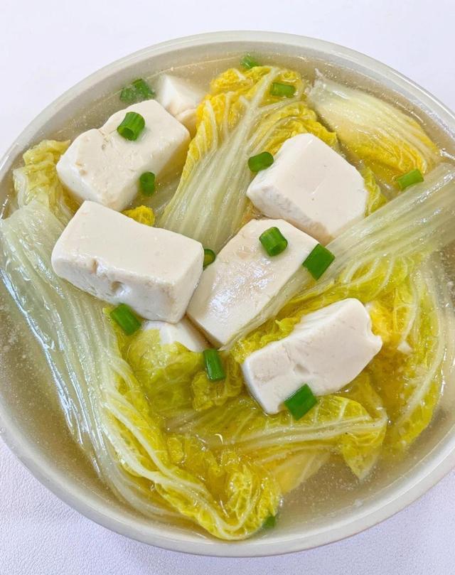 秋天,女人多吃“它”,补气养血,脸色红润有光泽,胜过敷面膜!