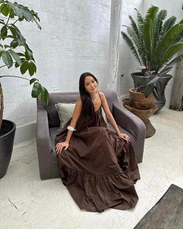 13岁时被富豪狂追了六年,长了一张旺夫脸,当初一晚狂赚了13亿