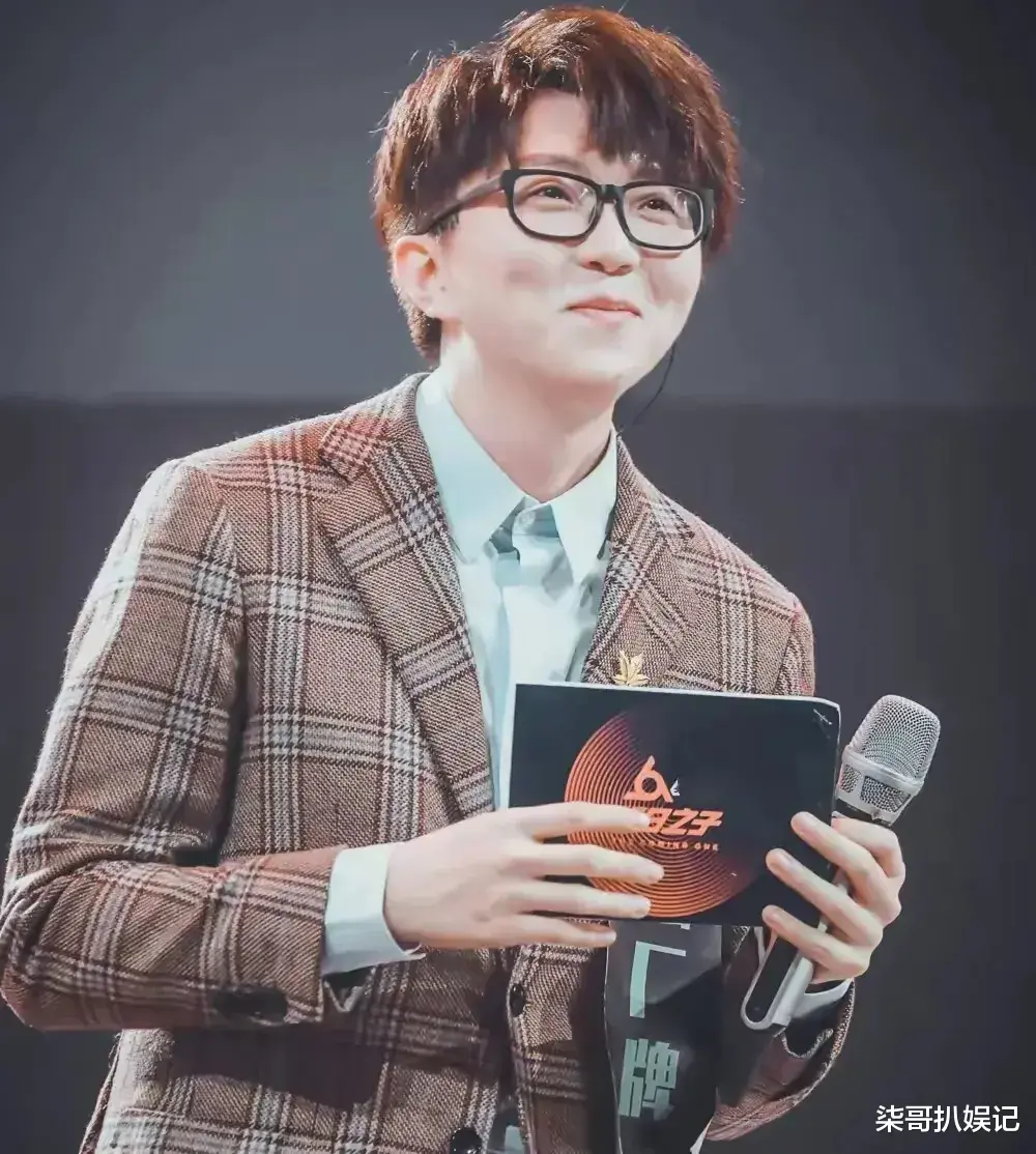 “脸与身高不符”的12位，将成毅虞书欣檀健次放一起，一目了然