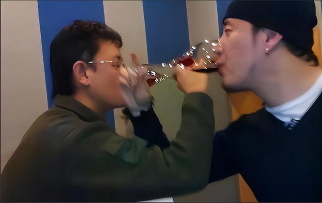 患抑郁,被骗婚,遭封杀,这几位女星被男同性恋害得好惨