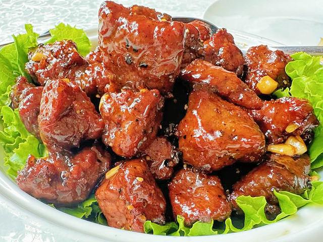 怎么分辨預(yù)制菜還是現(xiàn)炒菜？內(nèi)行人?？催@5點(diǎn)，學(xué)會就放心了