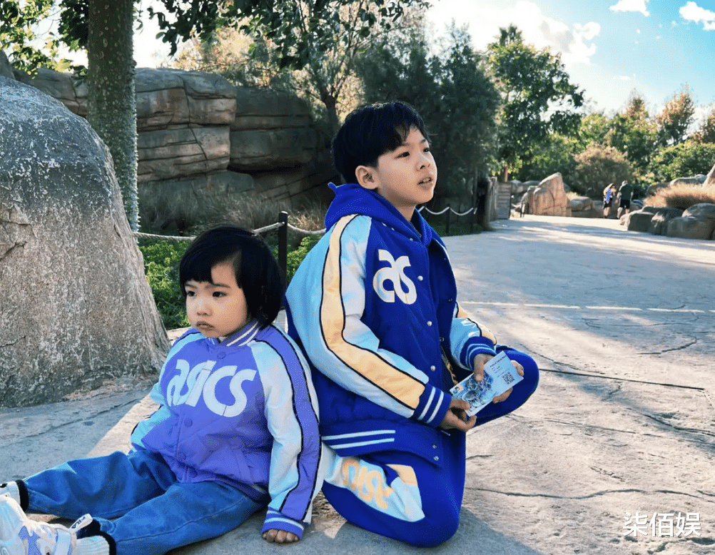 刘璇夫妇为女儿庆生,4岁优优越长越像妈妈好漂亮,被宠成公主