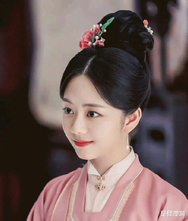 谭松韵《逍遥》剧照曝光！古灵精怪太迷人，看到男主：期待了！