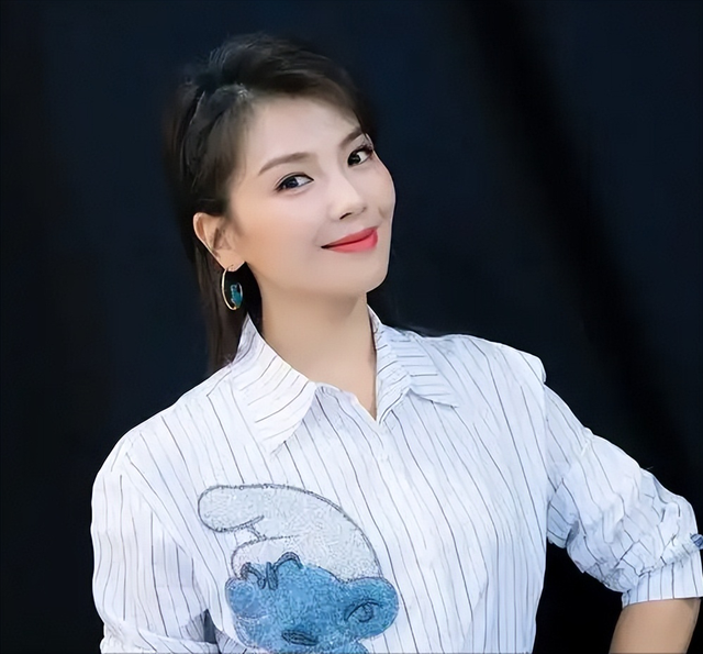 他曾与刘涛相爱4年,如今年过六旬依旧未娶,刘涛坦言很内疚