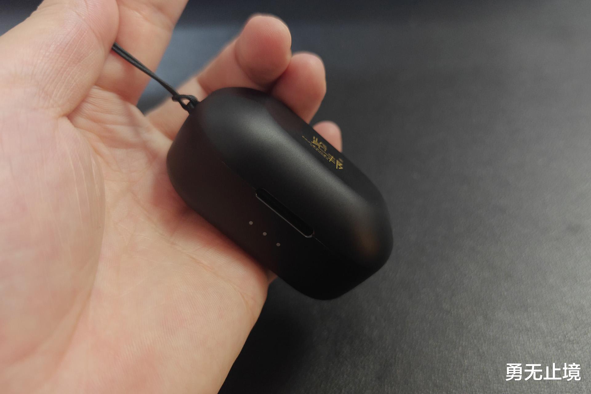 蓝牙耳机怎么选?2024年都发展到什么样了?降噪蓝牙耳机入坑指南 !