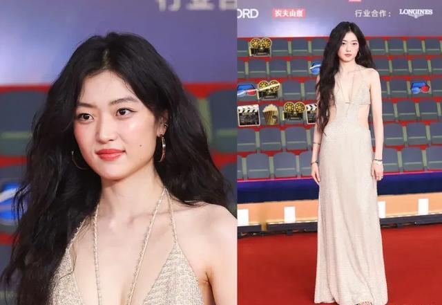 明星怼脸拍生图，无滤镜下的真面目，网友：粉丝看了都要吓跑脱粉