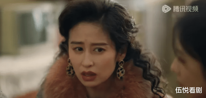 《六姊妹》:一句“鸡汤馊了”,揭开了何家艺当众打脸亲妈的原因!