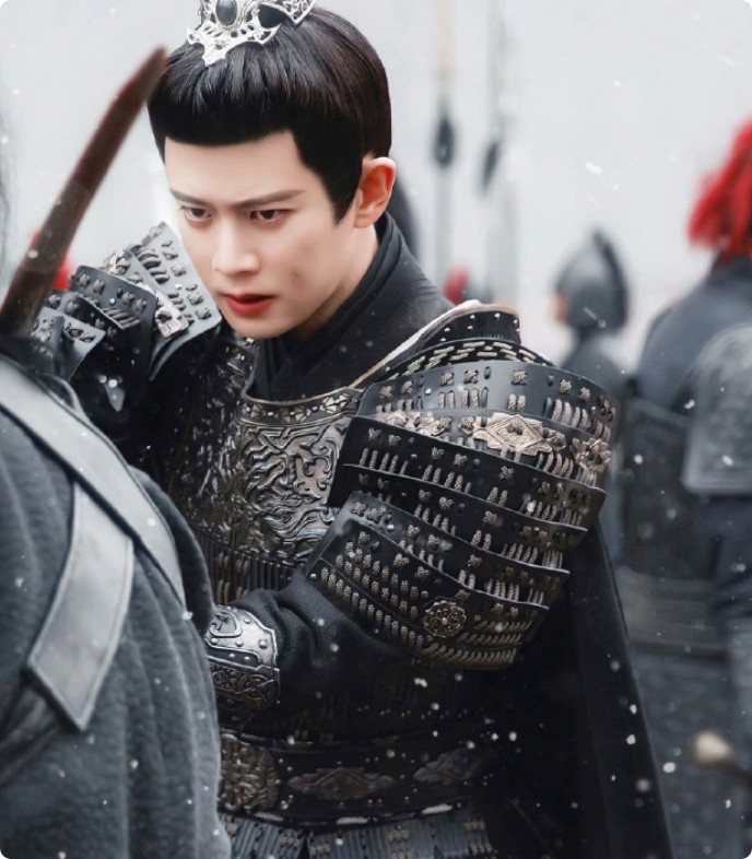 央视网点名宣传，任嘉伦新剧未播先火，搭档女主是你们的女神