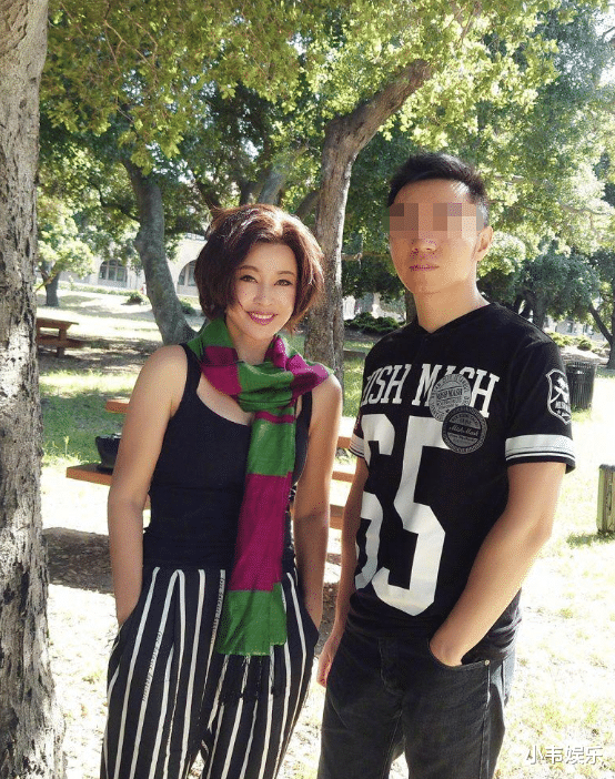 刘晓庆风波再起!警方介入,小20岁前男友报警,聊天记录被扒