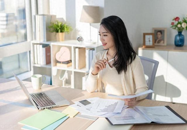 硕士刚毕业，县医院直接签我当科主任