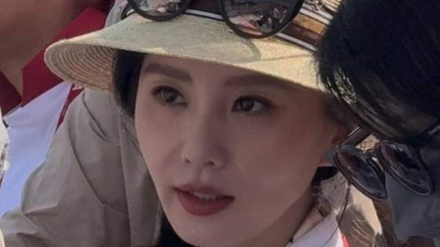 刘诗诗生图暴露真实状态，把赛场当秀场摆拍，营销用力过猛翻车