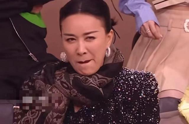 我是歌手|五旬老太守国门!《我是歌手》变成世界大赛,对抗洋人是英子的命