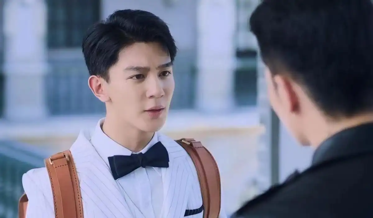 仅播6集，拿下热搜榜第一，国产剧终于有一部像样的探案剧了