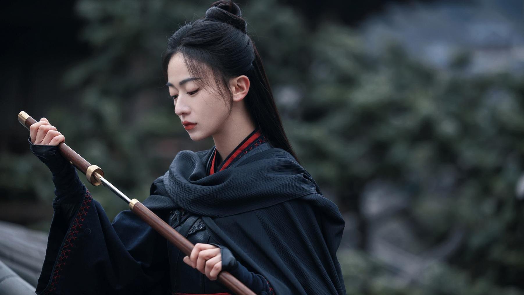 优酷首播！新古装虐恋剧来袭，疯批皇子×少女死士，爱恨痴缠