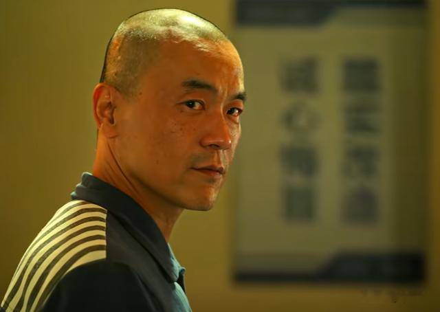 油头粉面就别演警察了!让这几位男演员告诉你,什么才是真警察