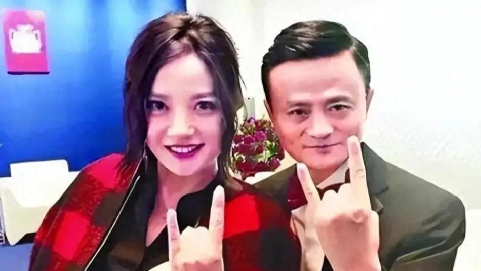 赵薇疑似重归公众视野，作品解封引关注