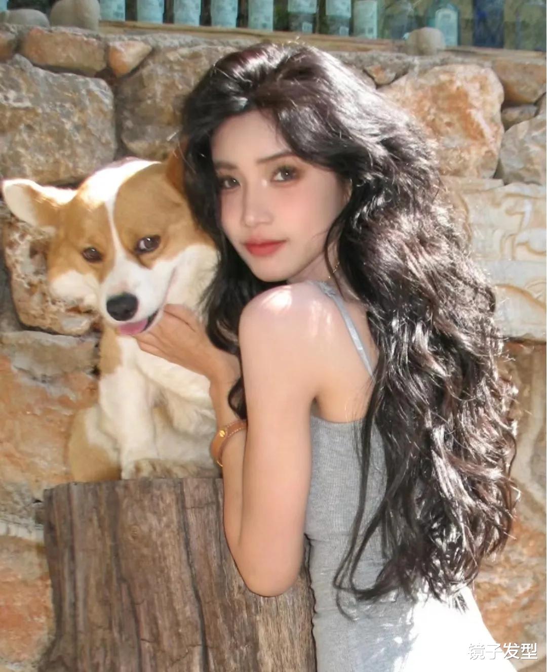 港风长卷发,让你脸蛋小一倍,又美又迷人