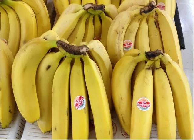 上了60岁要远离香蕉？医生：不想坐救护车，3种水果别随便进嘴