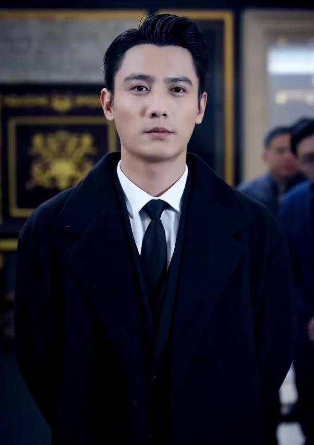 短剧霸总男演员刘擎,长了一张正剧的脸,能拿捏各种角色,强推!