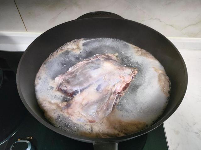 懒妈妈的早餐就1碗，父子俩吃得津津有味！网友：太丰盛！