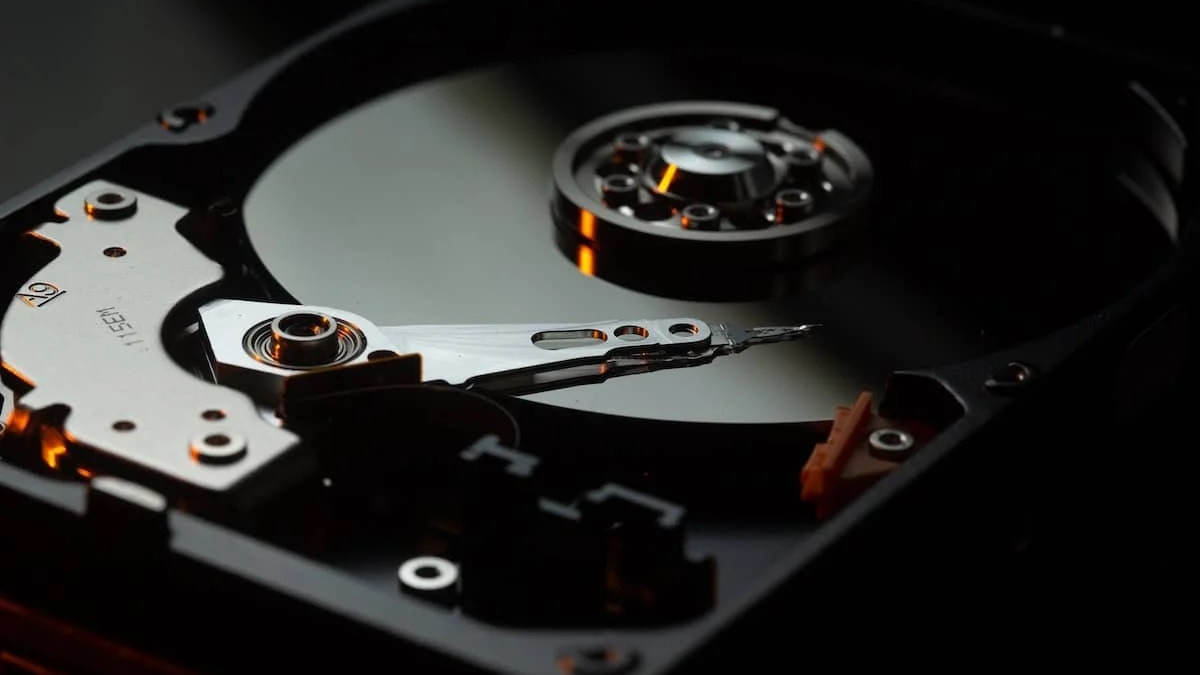 还记得磁盘碎片整理吗？为什么现在不再需要这样做了