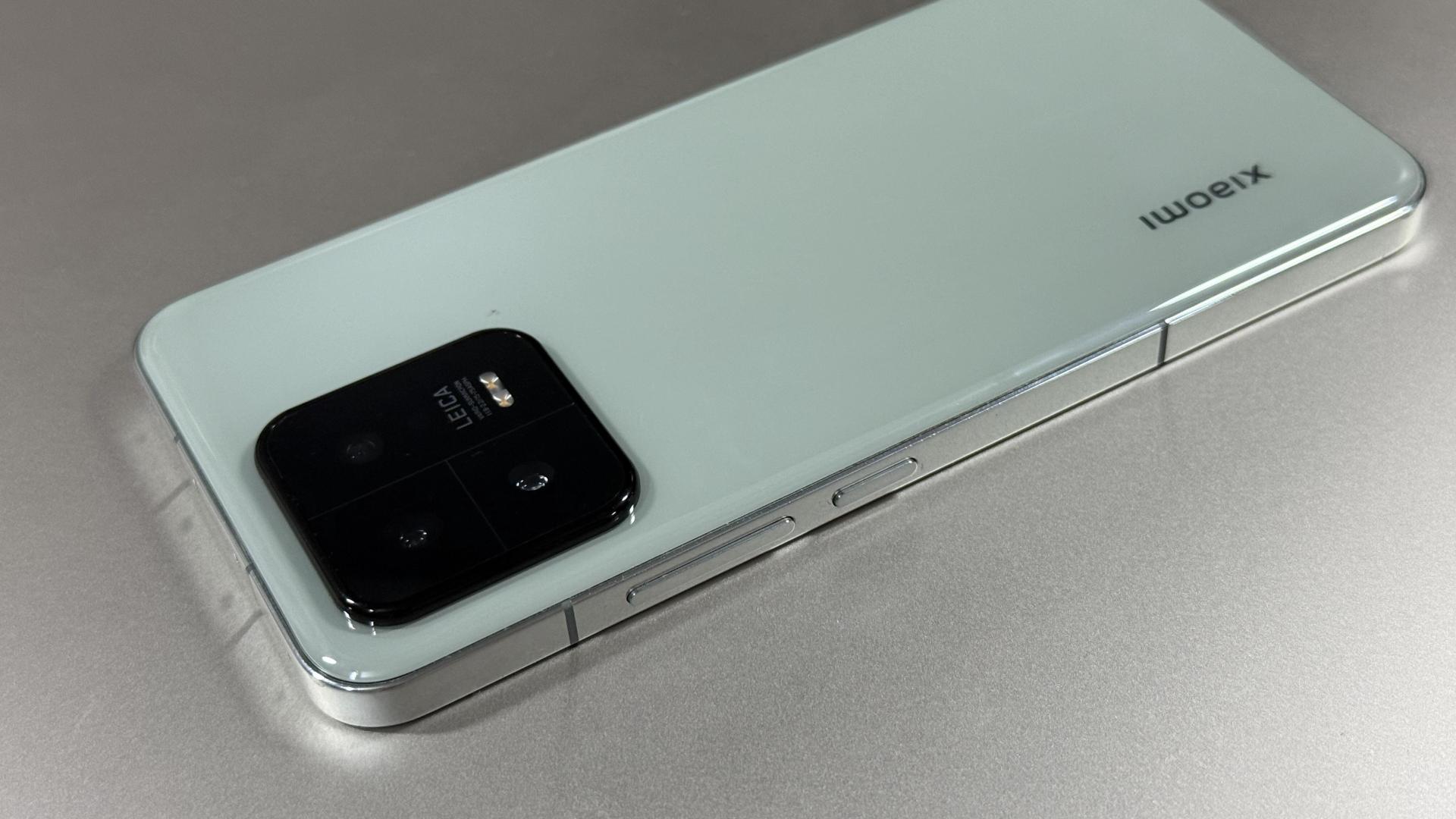 不是小米15买不起，而是1500的小米13更有性价比！