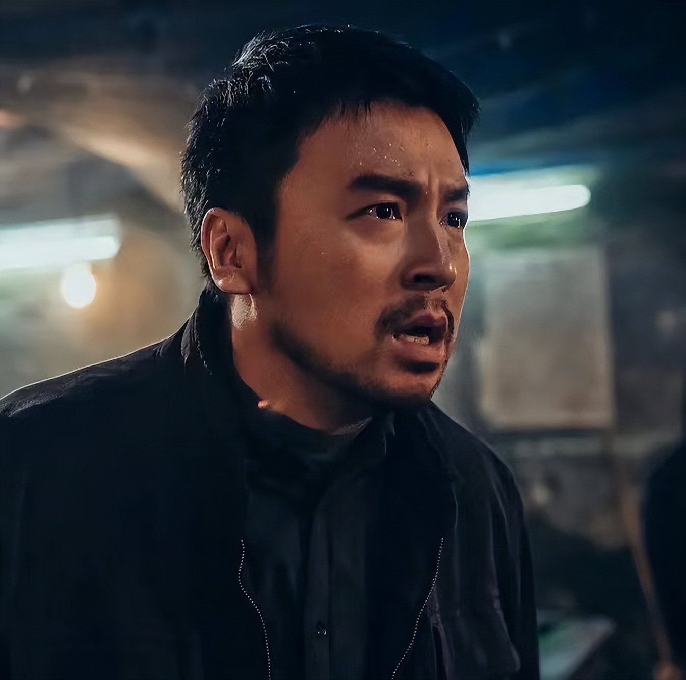 冯小刚出山,雷佳音入局,胡歌回归,这部反特大片票房能否大爆